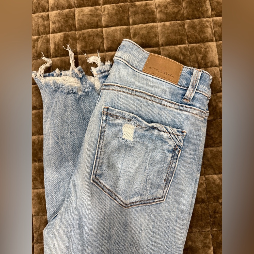 Women's Buckle black label light color skinny Jeans
